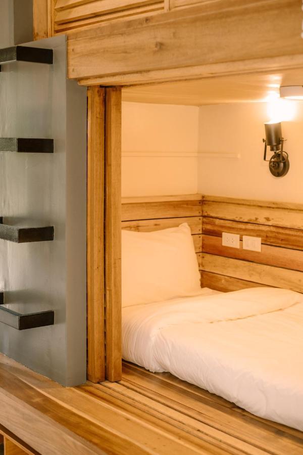 Happiness Hostel Siargao 제너럴 루나 외부 사진
